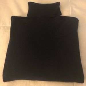 Everyday cashmere turtleneck sweater